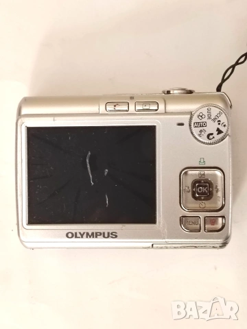 Фотоапарат Olympus FE-210 със счупен екран – за ремонт или части, снимка 3 - Фотоапарати - 53298866