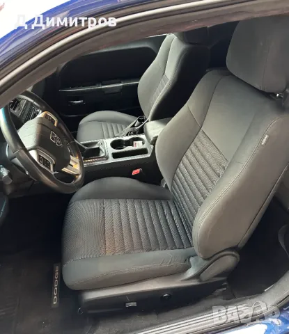 Dodge Challenger 5.7 HEMI R/T, снимка 3 - Автомобили и джипове - 49408020