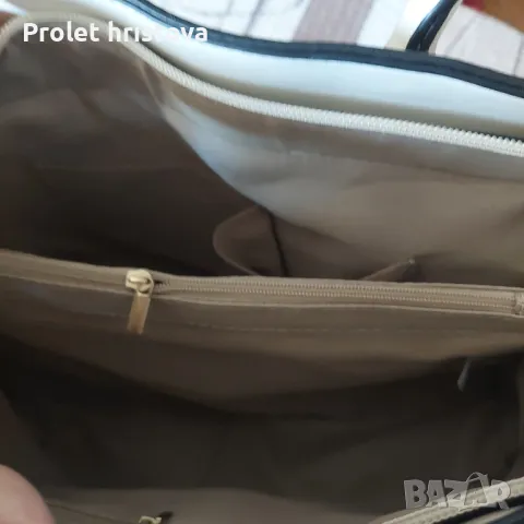 Нова дамска чанта,с 5 джоба, снимка 2 - Чанти - 47354597