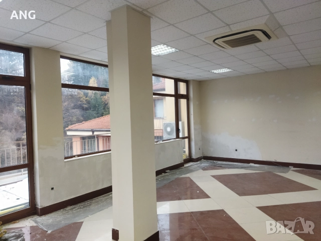 Продава търговско помещение в гр.Смолян, снимка 4 - Магазини - 52984792