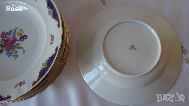 Осем чинии дълбоки за основно crown bavaria china, цветя, злато и кобалт., снимка 7 - Чинии - 51347700