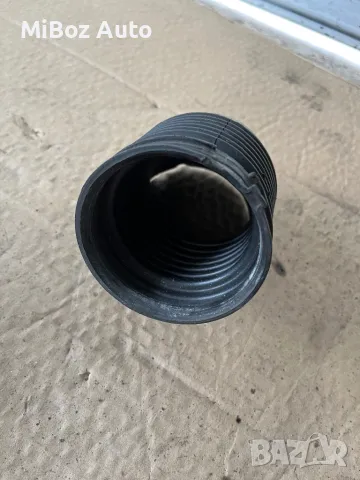 Въздуховод БМВ Е90 91 BMW, снимка 4 - Части - 48595345