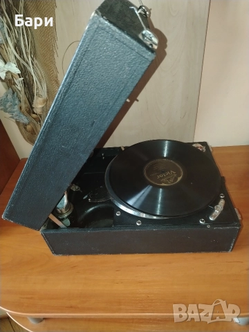 Грамофон Columbia 201 от 20-те години на ХХвек, снимка 7 - Грамофони - 52557679