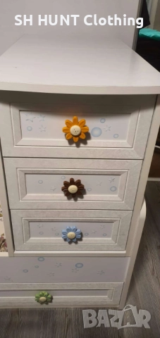 Бебешка детска кошара с люлеещ механизъм легло скрин и два матрака Magniflex Pierre Cardin, снимка 15 - Бебешки легла и матраци - 52515286