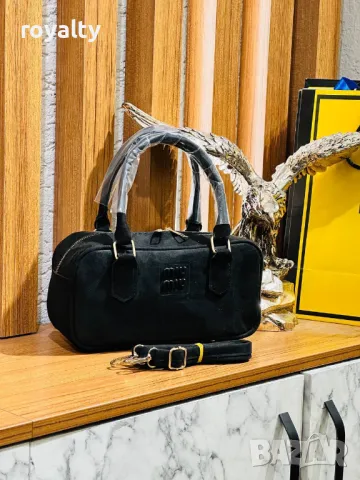 Miu Miu дамски чанти Различни цветове , снимка 7 - Чанти - 49145269