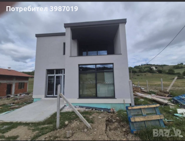 Луксозна разчупена къща със 2 входа, снимка 5 - Къщи - 48555814