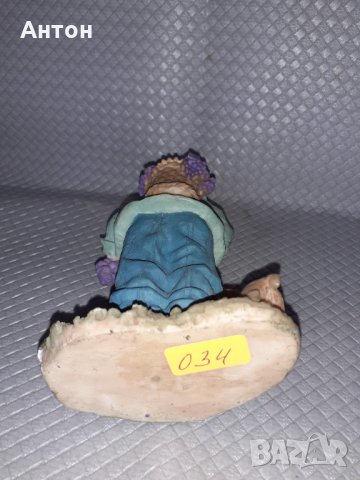 Сувенир Момче с куче на гроздобер., снимка 6 - Други ценни предмети - 32799654