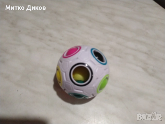 Топка Рубик нова, снимка 4 - Други игри - 52056034