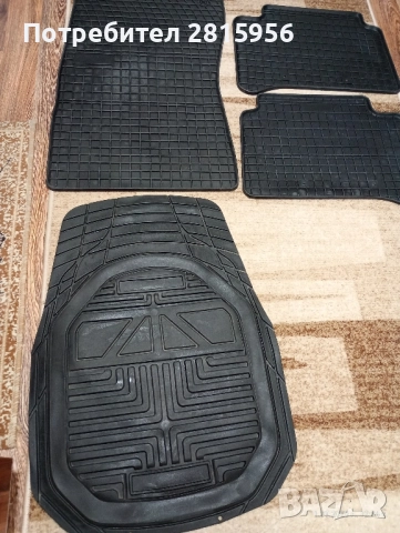 Продавам нови гумени стелки за Мерцедес w211, снимка 2 - Аксесоари и консумативи - 50457260