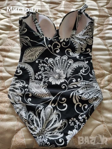 Перфектен голям бански Triumph , снимка 4 - Бански костюми - 51245123