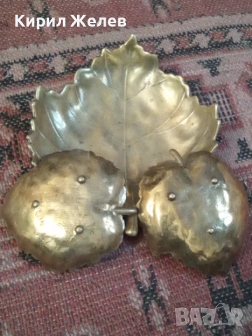 Три декоративни чинии  бронзови 53665, снимка 9 - Антикварни и старинни предмети - 53422531