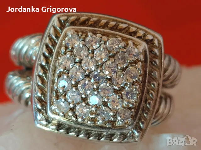 Много елегантен сребърен пръстен с много естествени камъни