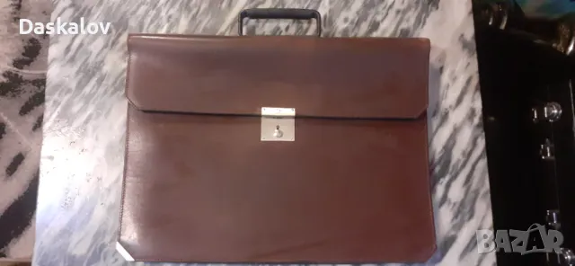 Продавам мъжка кожена чанта естествена кожа внос!