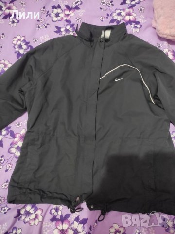 Оригинално яке/горнище Nike+ подарък къси панталони Nike