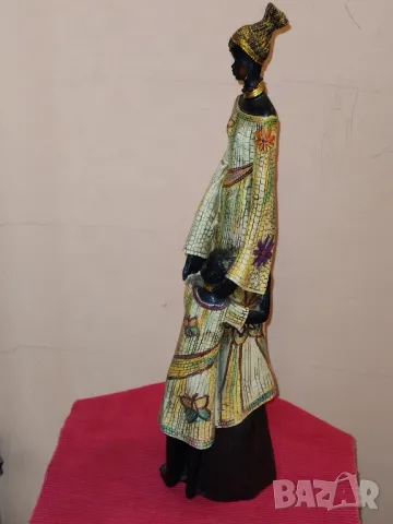 Статуетка на африканска жена с дете. , снимка 3 - Статуетки - 50026502