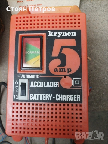 Зарядно за акумулатор 6-12V, снимка 2 - Аксесоари и консумативи - 53493343