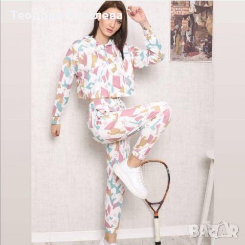 Дамски спортен екип ADIDAS, снимка 3 - Спортни екипи - 32642341