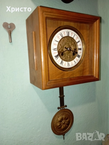 Много рядък стенен часовник., снимка 2 - Антикварни и старинни предмети - 51957116