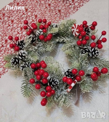Коледен венец за врата