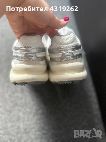 Дамски маратонки Lacoste, снимка 4 - Маратонки - 52303881