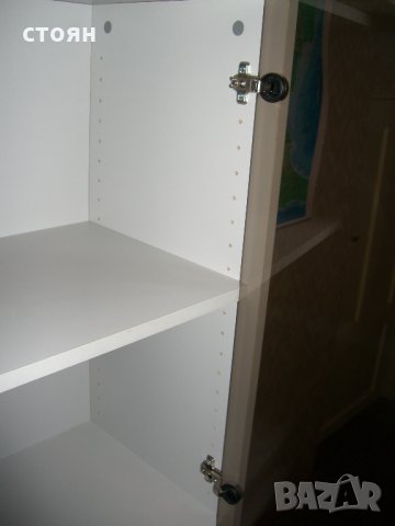 Офис секция- остъклена Пдч с меламиново покритие, снимка 4 - Шкафове и рафтове - 28922587