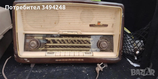 Старо лампово радио Nordmende, снимка 2 - Радиокасетофони, транзистори - 51750444