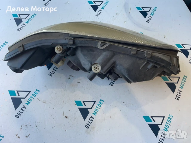 Ляв фар от Opel Zafira 2000 г., Опел Зафира, снимка 2 - Части - 50583357