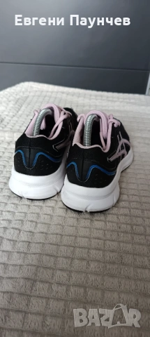 Дамски маратонки Asics размер 36 в черно и розово , снимка 4 - Маратонки - 53470474