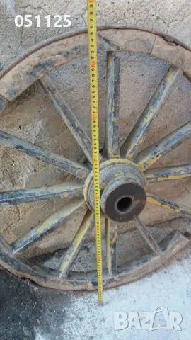 лот от две масивни колела от каруца, файтон, снимка 12 - Антикварни и старинни предмети - 48170642