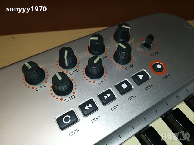 M-AUDIO OXIGEN 49-ВНОС FRANCE 2305231114L, снимка 13 - Синтезатори - 40796318