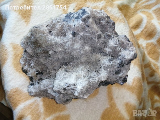 Голям къс руда кварц, пирит, галенит с тегло от 5.300kg. , снимка 11 - Колекции - 37066379