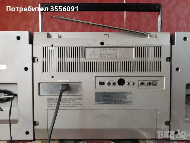   Радиокасетофон, снимка 4 - Радиокасетофони, транзистори - 52675015