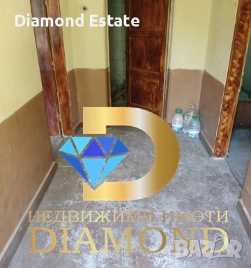 Двуетажна къща в село Яздач, обл. Стара Загора, снимка 7 - Къщи - 51806536