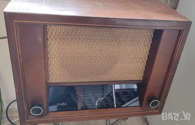 Старо лампово радио Saba 355H, снимка 3 - Антикварни и старинни предмети - 48903492