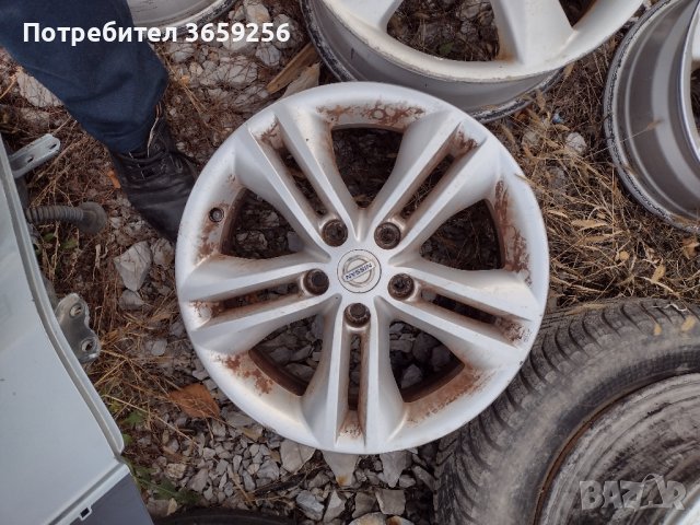 Нисан кайшкаи 2013г, снимка 2 - Гуми и джанти - 43611079