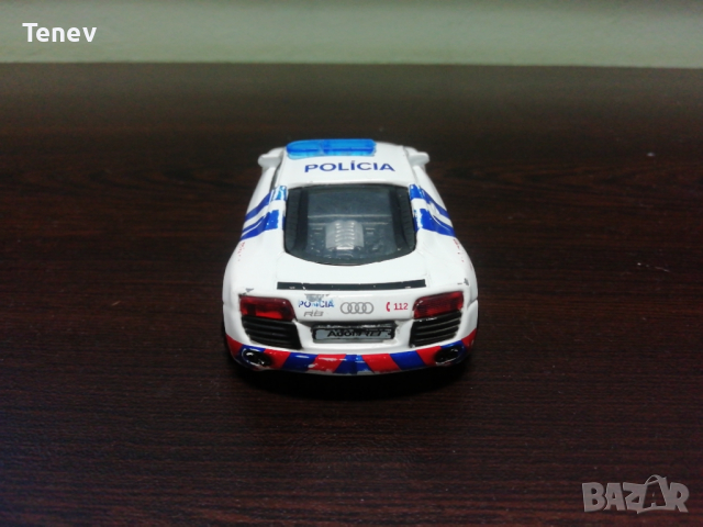 Bburago Audi R8 1/43 Portugal Police Policia Ауди Бураго количка колекционерска , снимка 6 - Колекции - 44845235