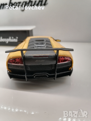 Lamborghini Murcielago LP670-4 1:24, снимка 3 - Колекции - 44882582