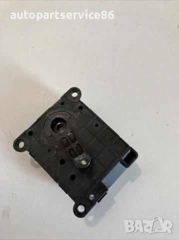 Мотор за клапа на отоплителната система за KIA Sportage 2.0 16V (2007) B40073-0570, снимка 2 - Части - 53372683