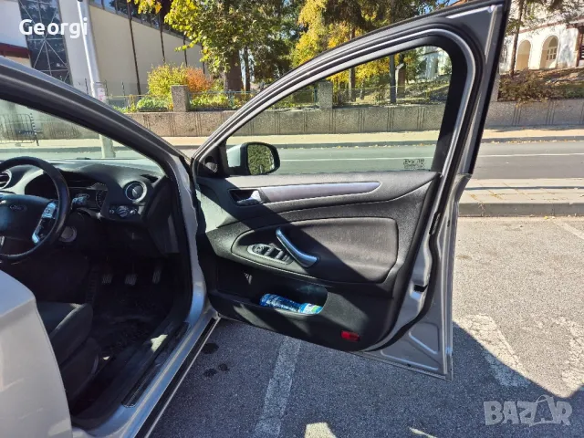 Ford Mondeo 2012год., снимка 13 - Автомобили и джипове - 49525645