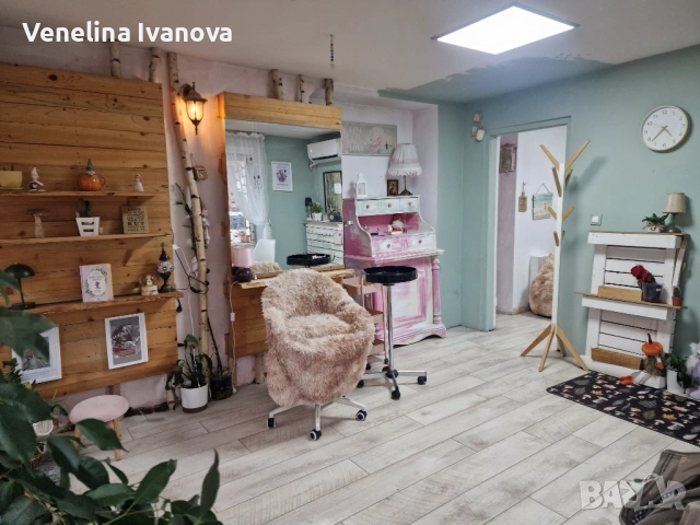  Ъглов обзаведен фризьорски саон в аристократичния център на Софиа - "Оборище" , снимка 14 - Магазини - 53289310