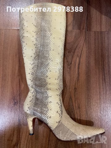 Елегантни дамски ботуши