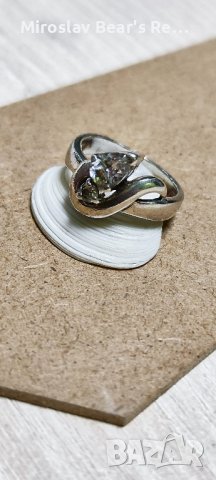 Сребърен пръстен с два броя циркони , размер на халката 18мм , снимка 5 - Пръстени - 43011170