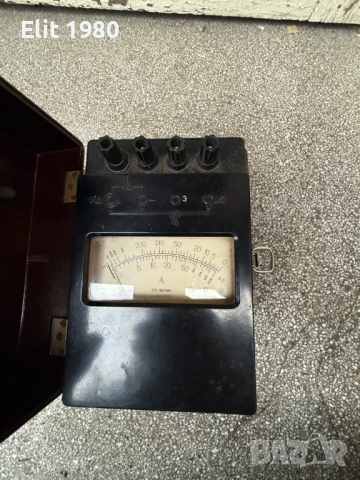 Продавам Мегер 2500V