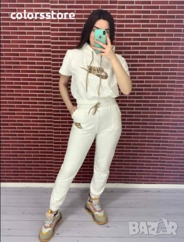 Дамски спортен екип  Nike кодVL87B