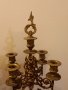 Масивен бронзов механичен часовник с два свещника петици, снимка 9