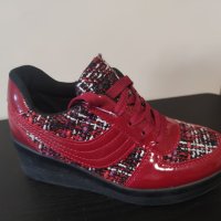 Дамски спортни обувки на платформа, снимка 3 - Дамски ежедневни обувки - 44033910