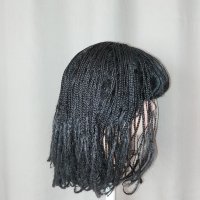 Черна перука със ситни плитки за парти, снимка 3 - Аксесоари за коса - 43358424