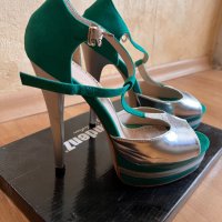 Високи сандали на ток, снимка 2 - Дамски обувки на ток - 40868091