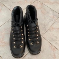 Мъжки зимни обувки, тип кубинки 45 номер, снимка 1 - Спортни обувки - 43069592