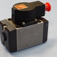 Серво клапан KOEHRING 120AB servo valve PSL-2019V, снимка 3 - Резервни части за машини - 37999246